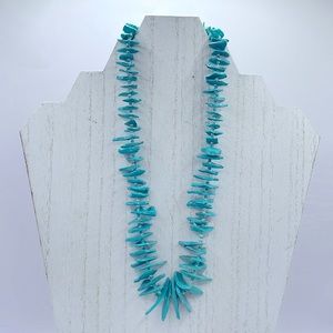 **$3/20**Vintage Faux Turquoise Chunky Necklace
